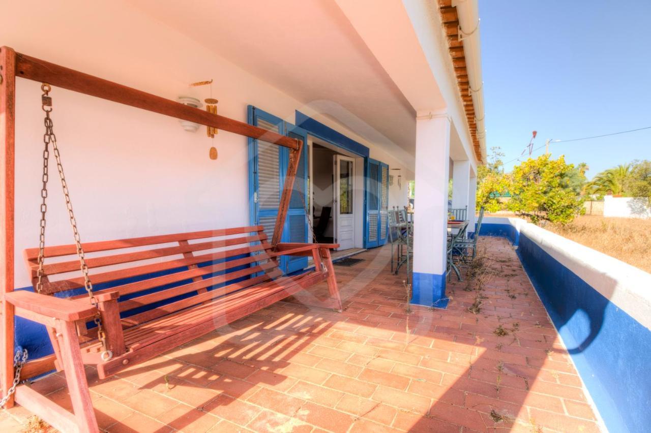 Villas2Go2 Praia Da Marinha Lagoa  Buitenkant foto