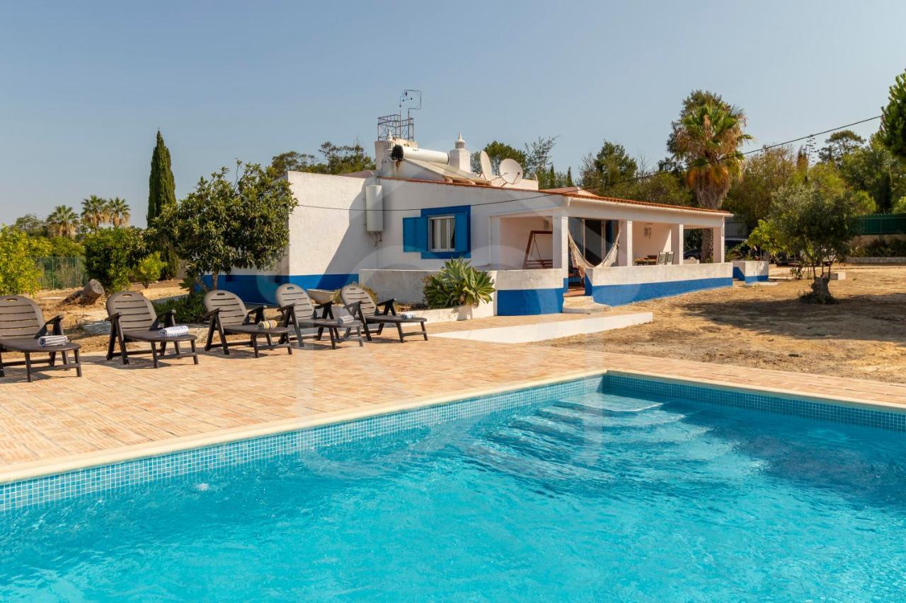 Villas2Go2 Praia Da Marinha Lagoa  Buitenkant foto